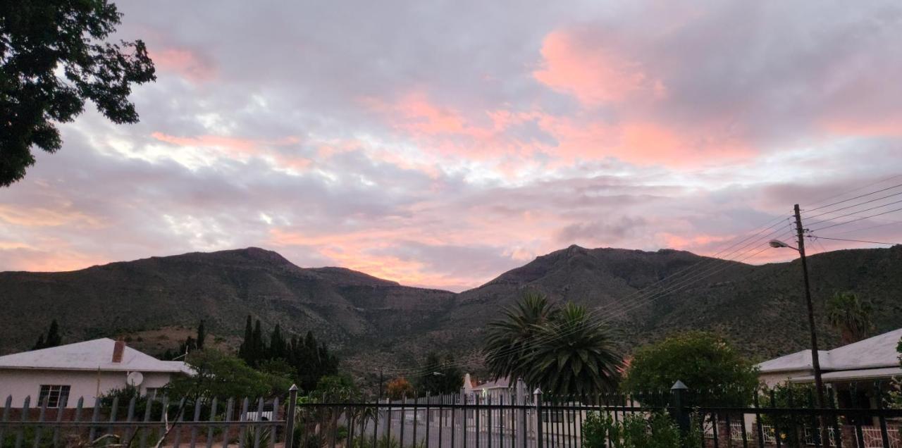 Die Dorpshuis Graaff-Reinet Exterior foto